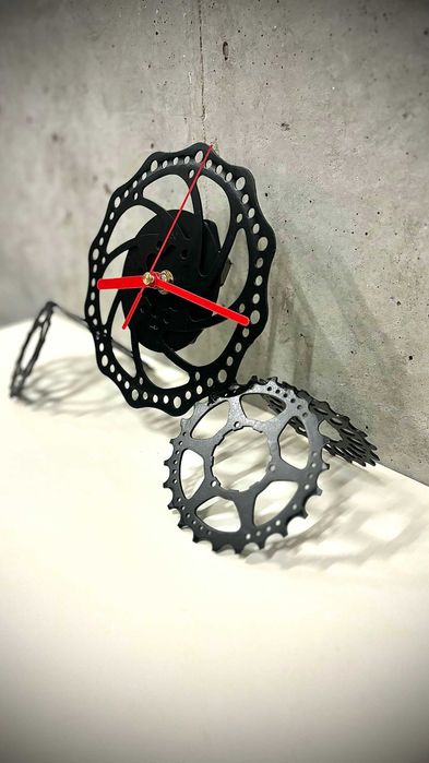 Zegar z zębatek, części rowerowych - unikat rękodzieło recycling loft