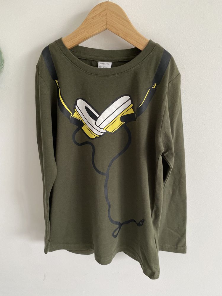 Bluzka lindex zielona sluchawki khaki 110/116