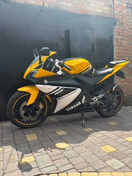 Мотоцикил Yamaha YZF  R 125