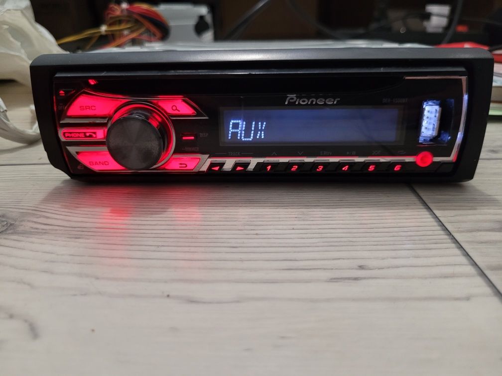 Radio samochodowe Pioneer 4x50W BLUETOOTH,USB/IPOD/IPHONE,DUAL AUX,RDS