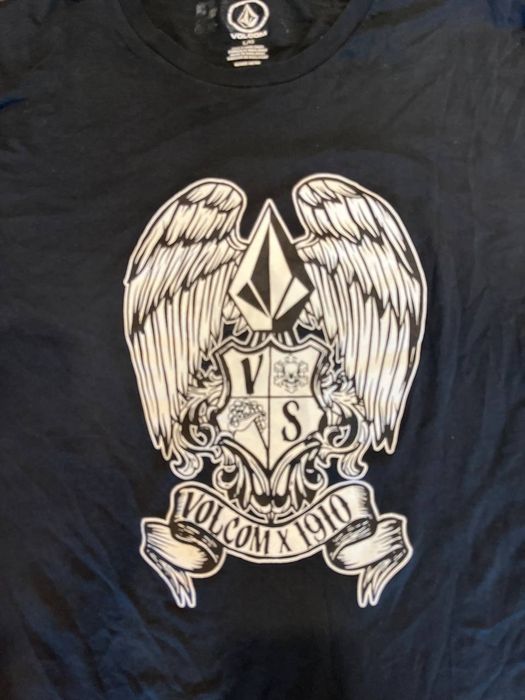 Лонгслив Volcom.