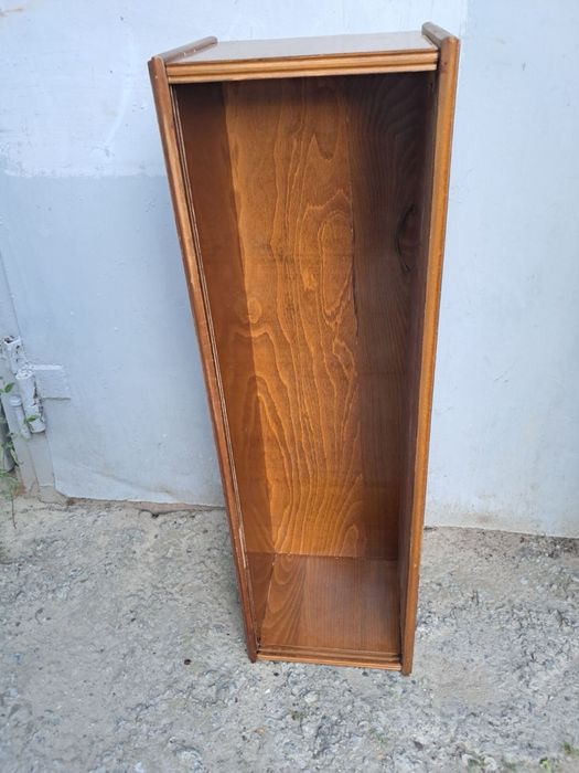 Книжные полки б/у