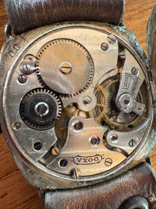 Rzadki zegarek wojskowy DOXA – Trench Watch 32mm
