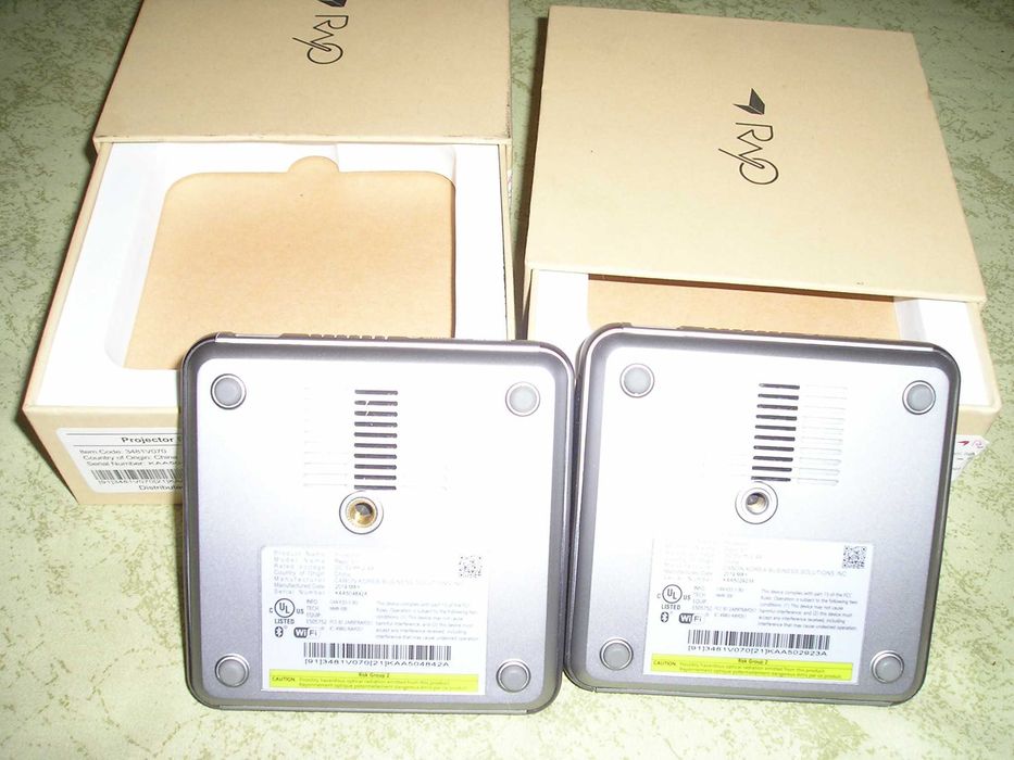 карманный фотовидео проектор от Canon (знаменитой фотоаппаратами)