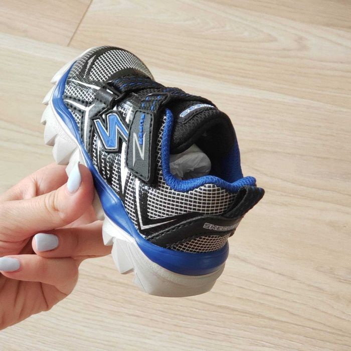 Кроссовки детские Skechers