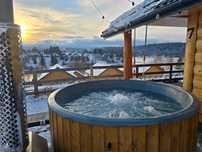 Domek z jacuzzi Bieszczady 50m od jeziora sauna teraz  TANIEJ