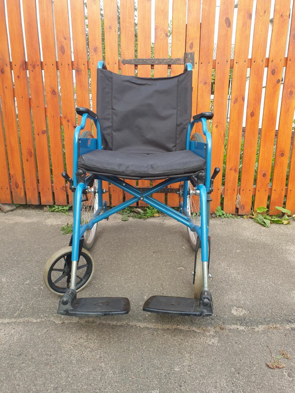 Инвалидная каляска/інвалідний візок