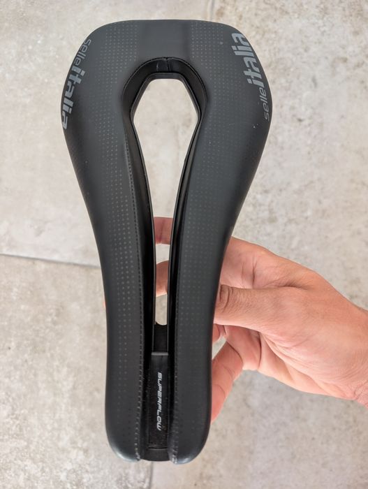Selim triatlo: Selle Italia Superflow Carbon