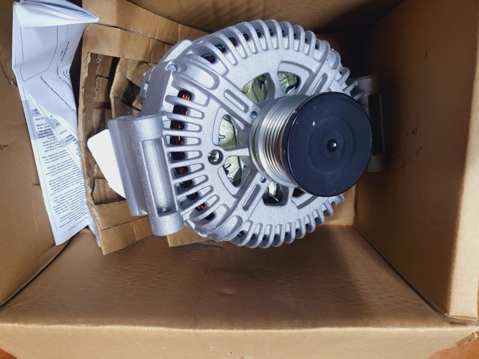 Mercedes Viano nowy alternator