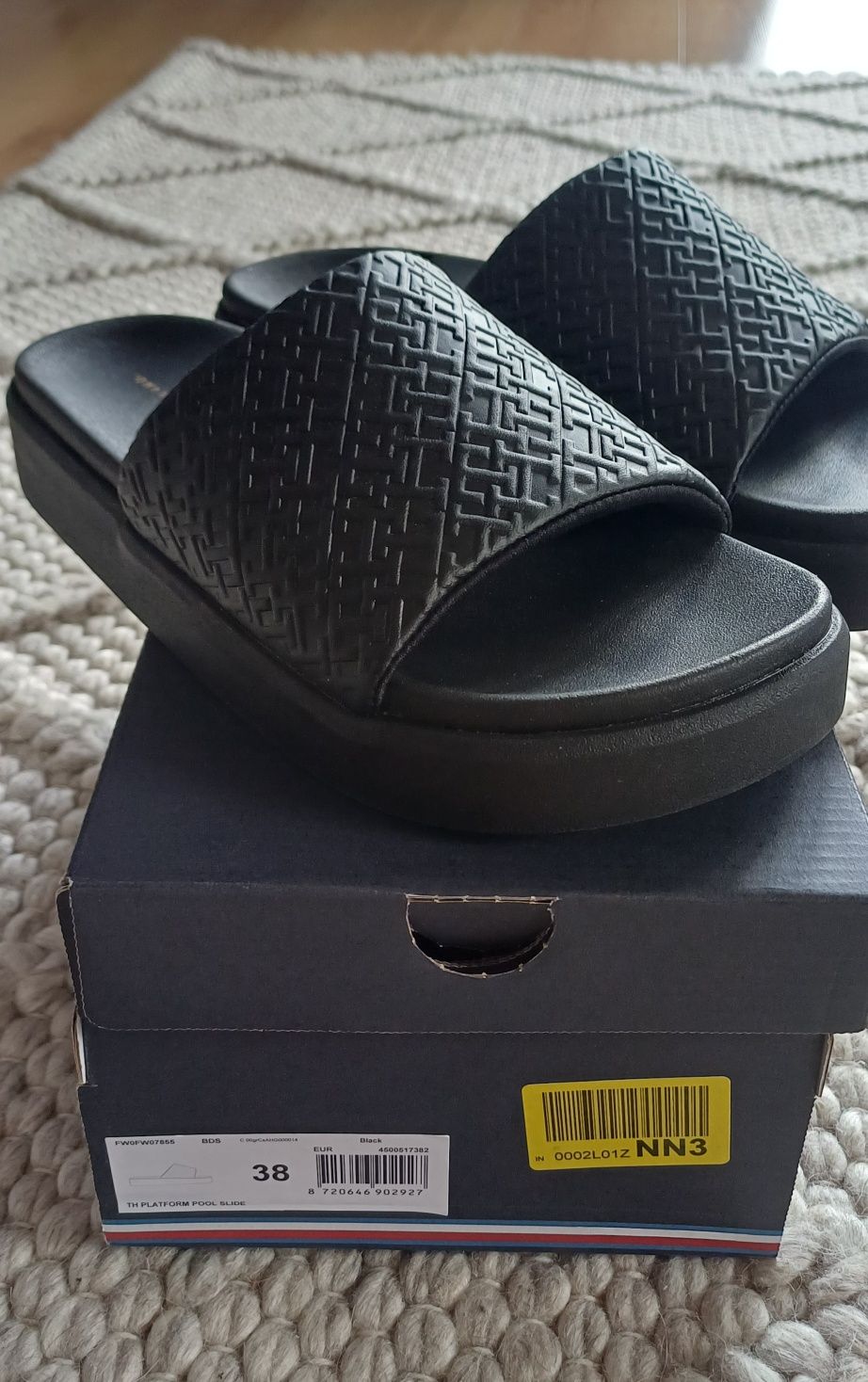 Klapki Tommy Hilfiger rozm. 38