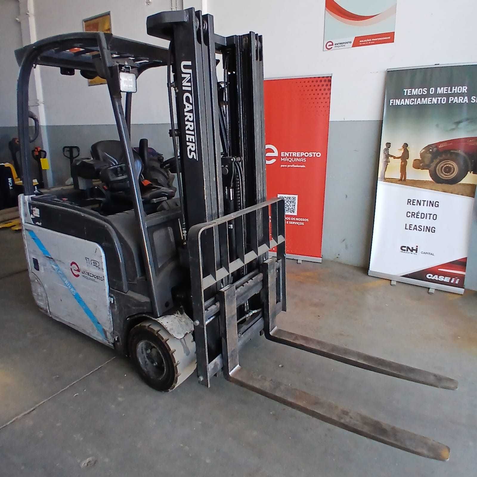 2019 Unicarriers Nissan Tx3-18 empilhador elétrico Triplex 4.8m