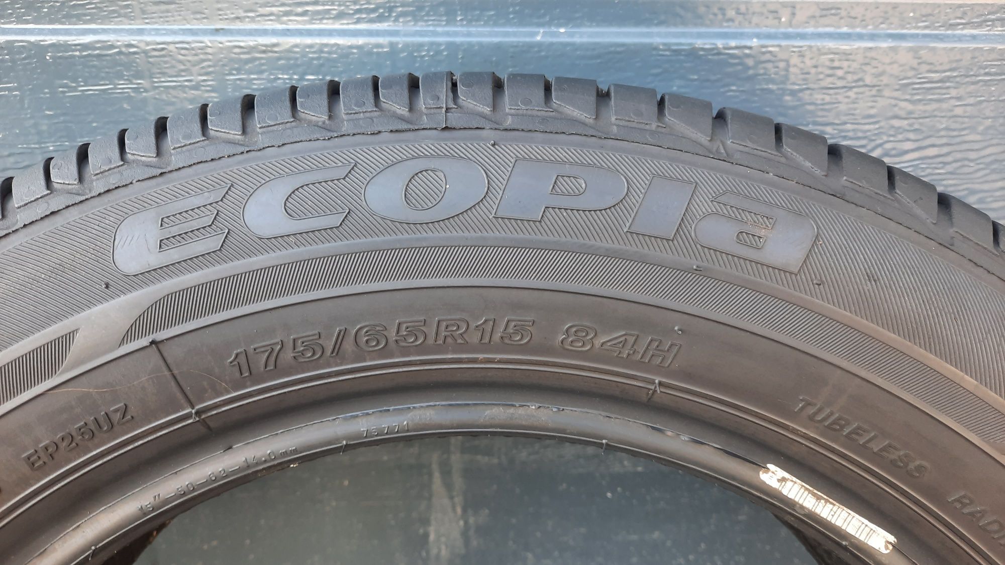 Bridgestone 175/65 R15 Ecopia 6 mm