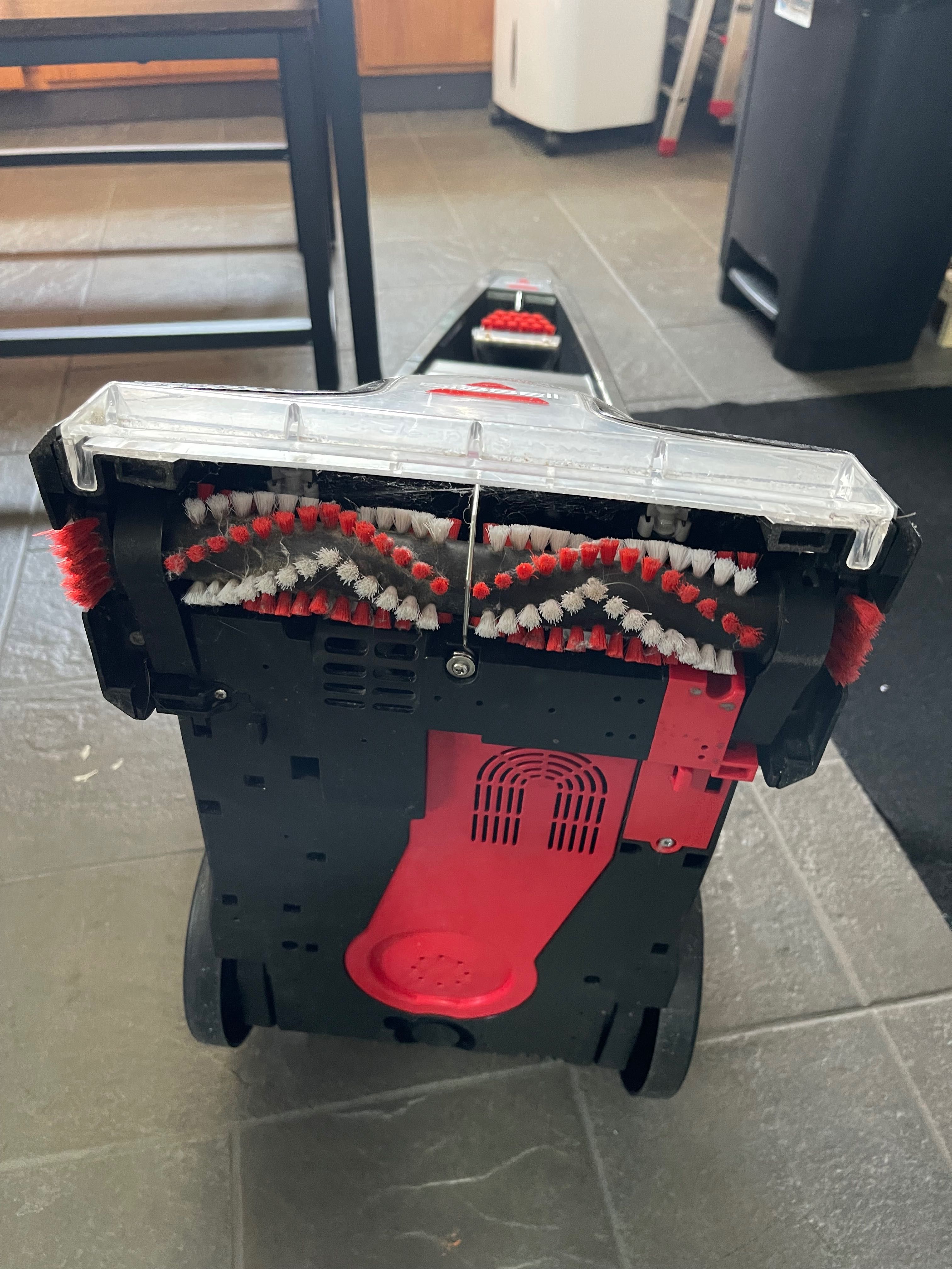Máquina de limpar tapetes e carpetes Bissell Stain Pro6
