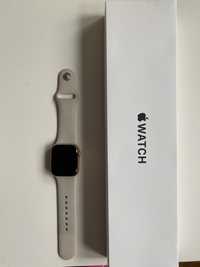 Apple Watch SE GPS aluminum 40mm