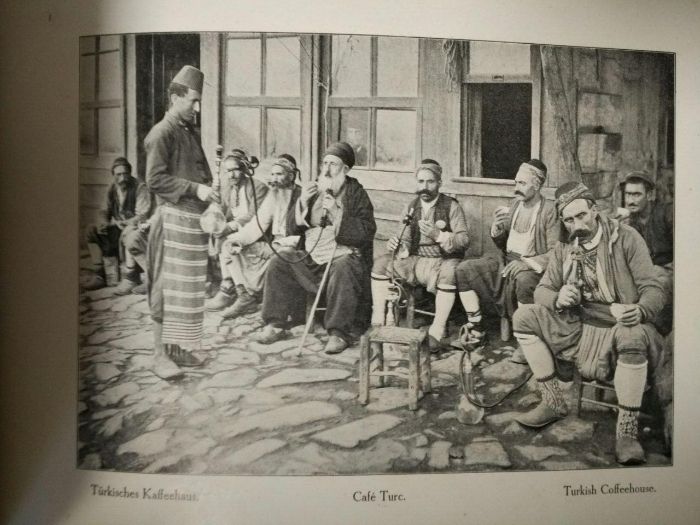 Фотографии Константинополя , в виде альбома 1909г