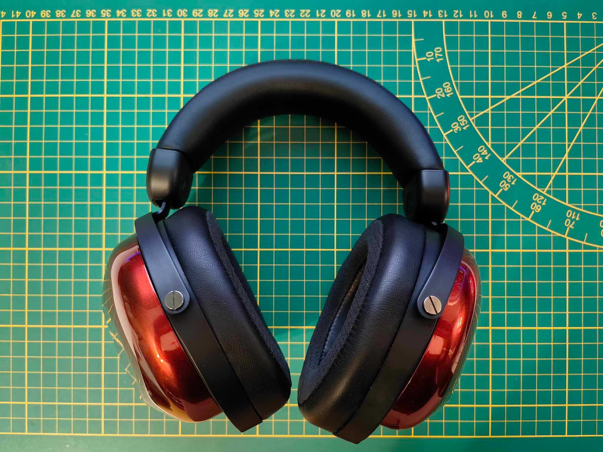 HiFiMAN HE-R9 piękne audiofilskie słuchawki dynamiczne