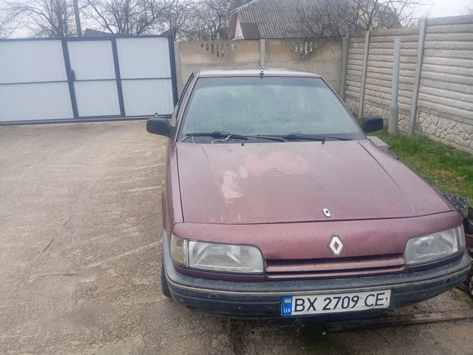 Продам Рено 21 цілою хороший торг або розберу що кому потрібно