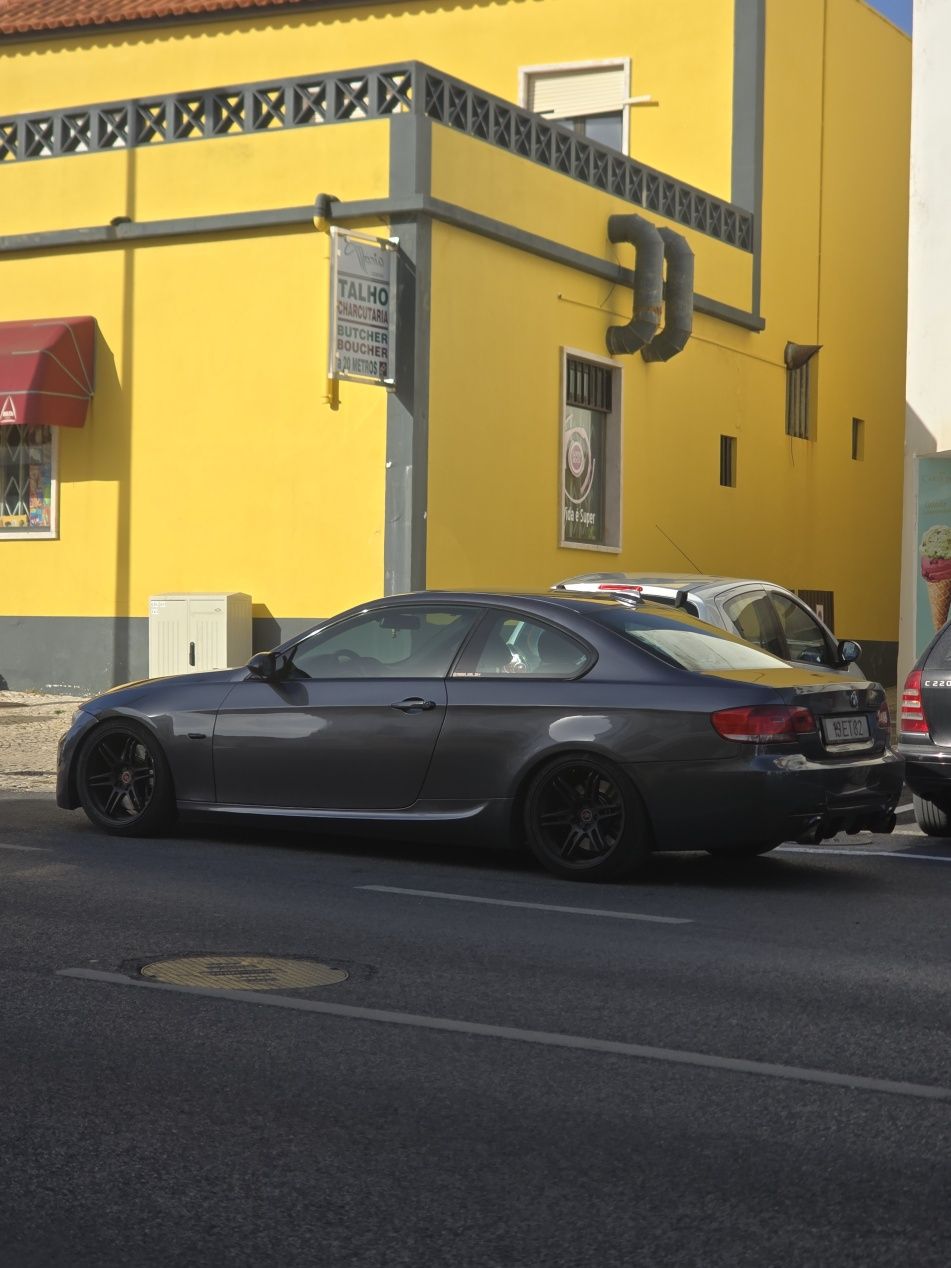 Vendo bmw e92 335d com muito material