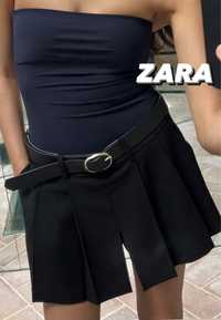 Zara Шорти з ремнем