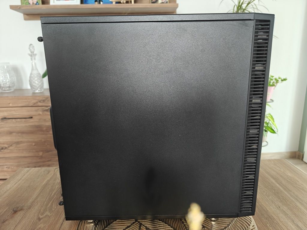 PC i5 9600k, MSI z370m mortar, 16GB 3600MHz