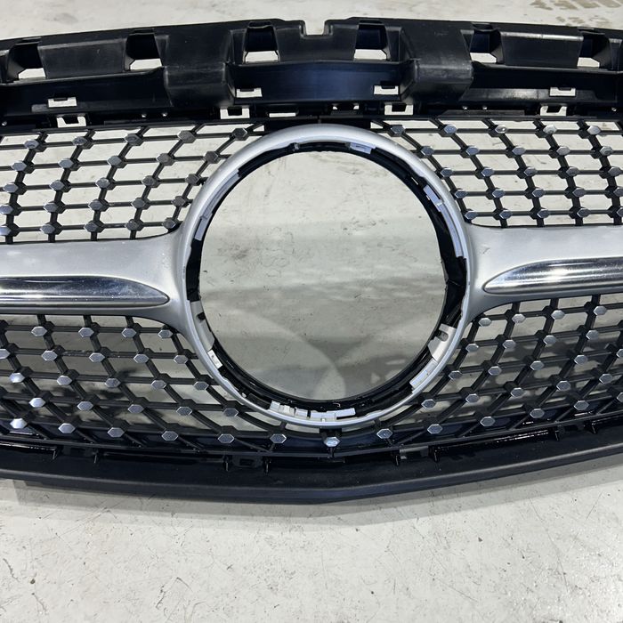Grelha Original Mercedes CLA C117
