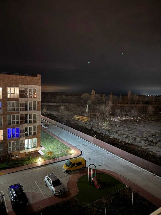 Продам 2 кімн. квартиру в новобудові з ремонтом