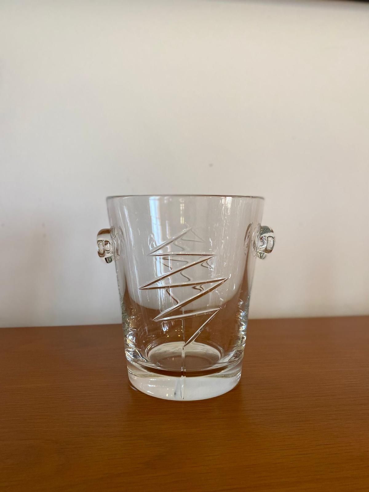 Conjunto de copos de whisky e balde em cristal