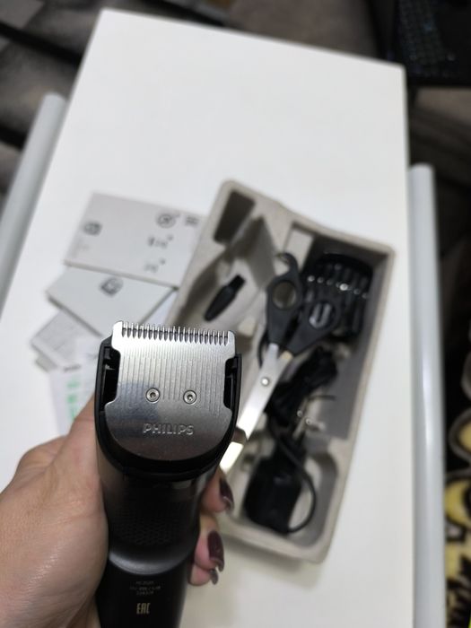 Машинка для стрижки Philips