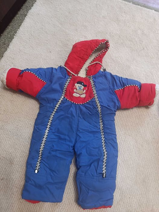 Віддам безкоштовно дитячі речі