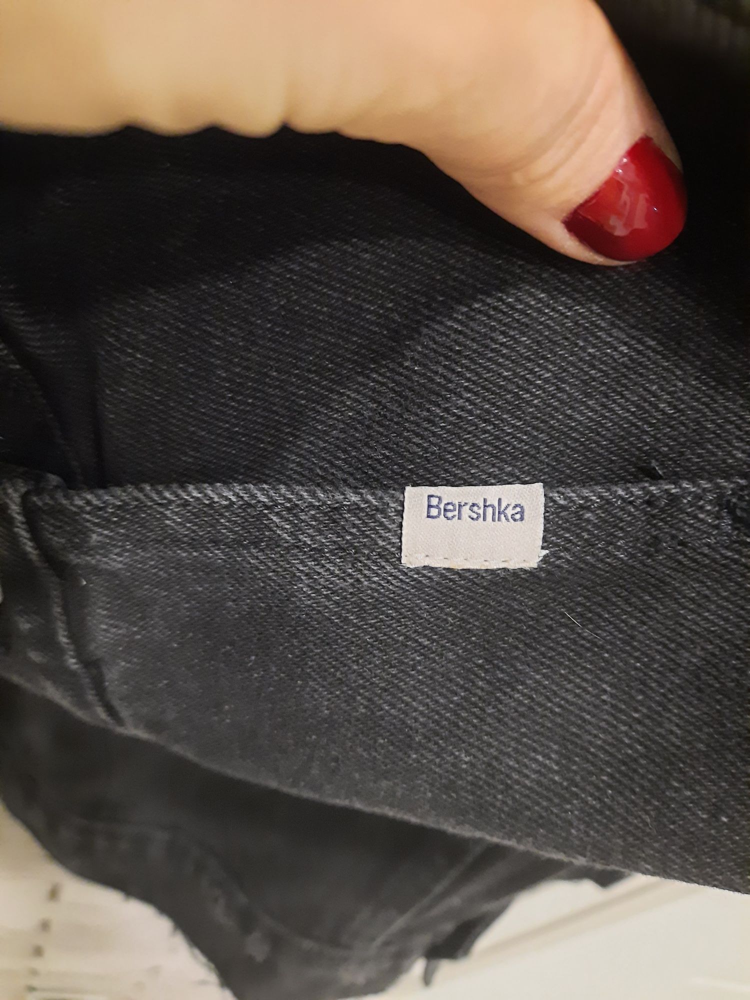 Katana Bershka  jeans czarna