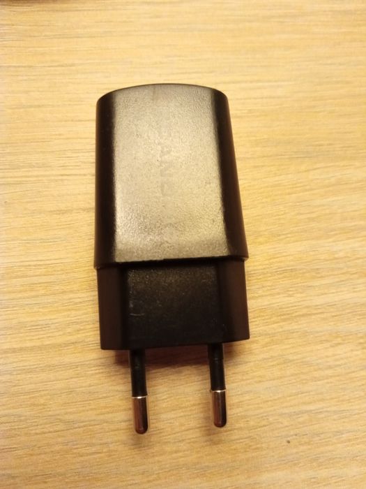 Carregador 230v /5v USB