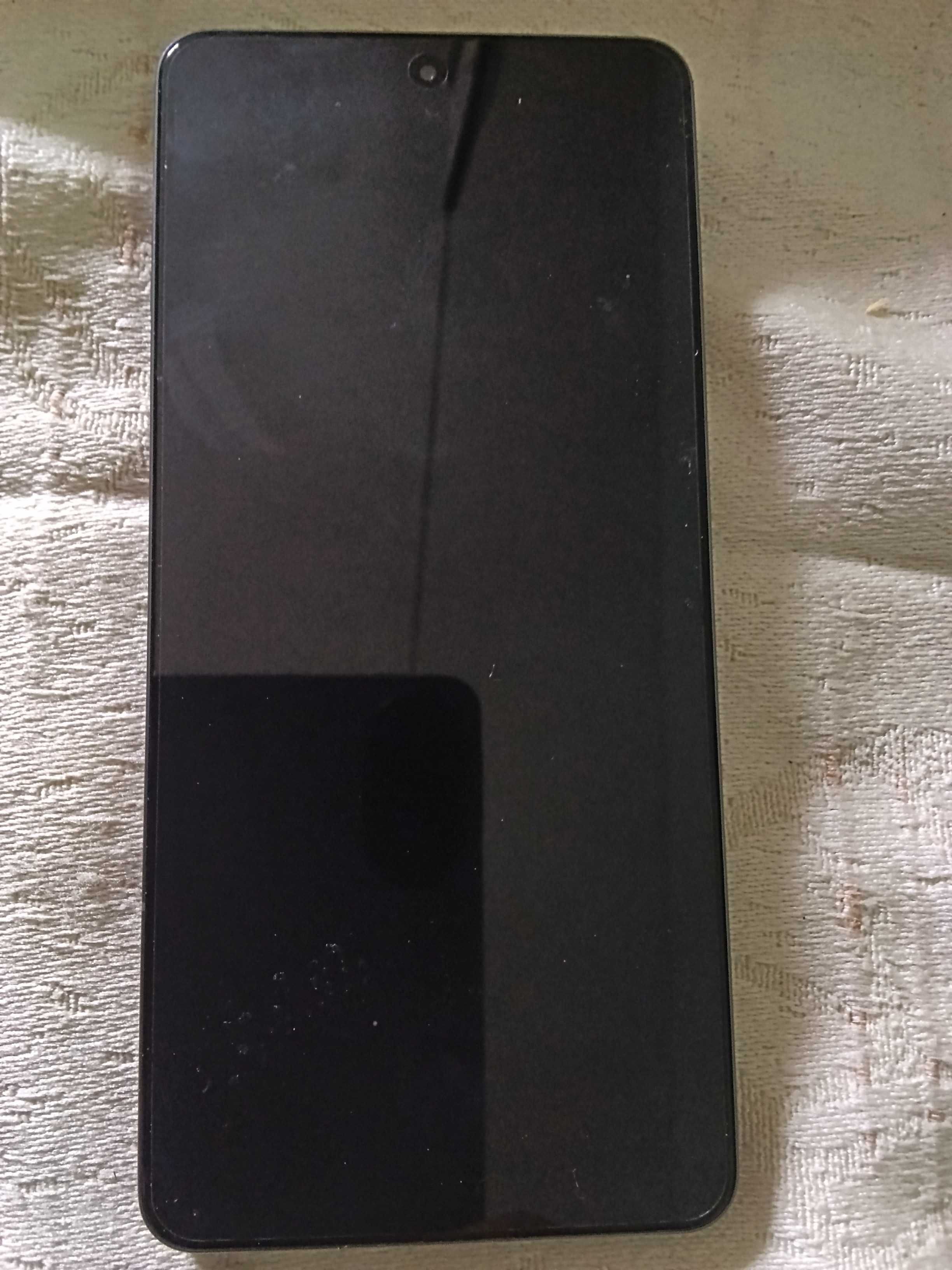 OnePlus ACE 5 12/256 продам