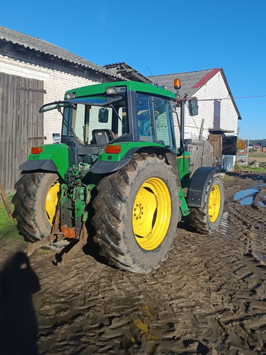 Ciągnik rolniczy John Deere 6300