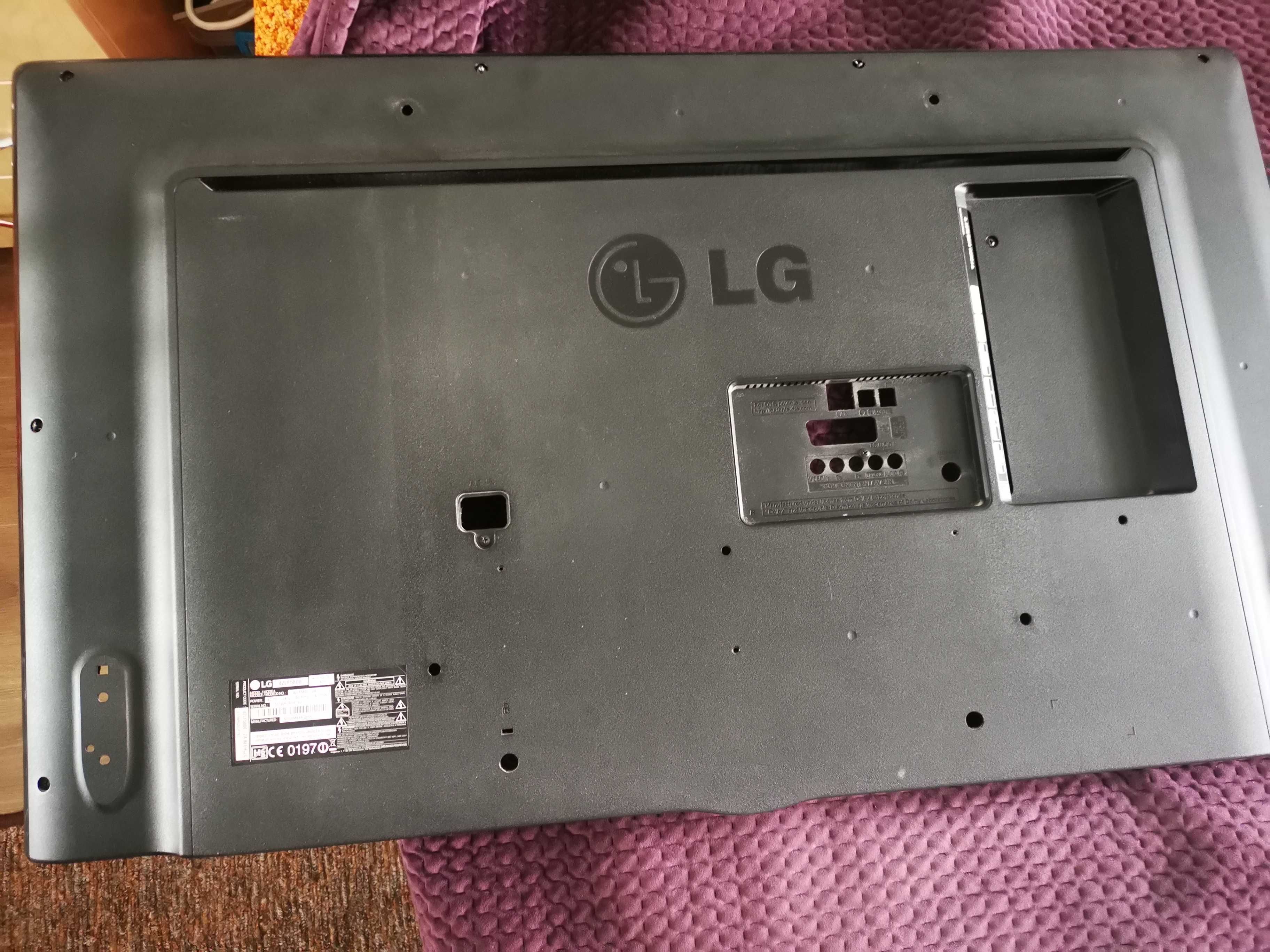 Телевізор LG 42LF5800 без плат, нова підсвітка
