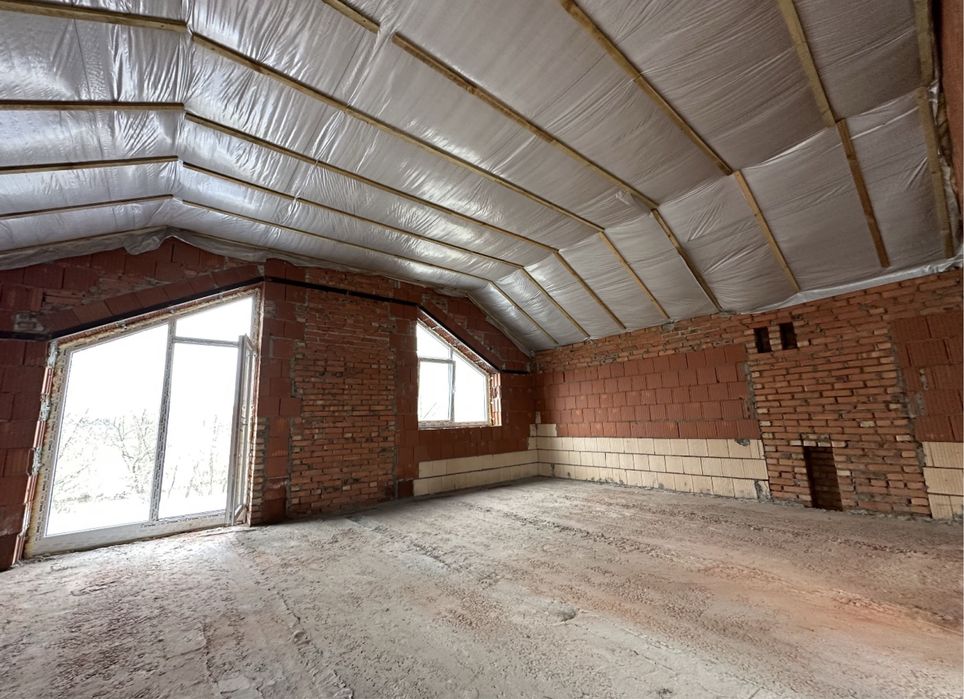 Стильний котедж на березі озера, 5 хв. від Бучанського парку