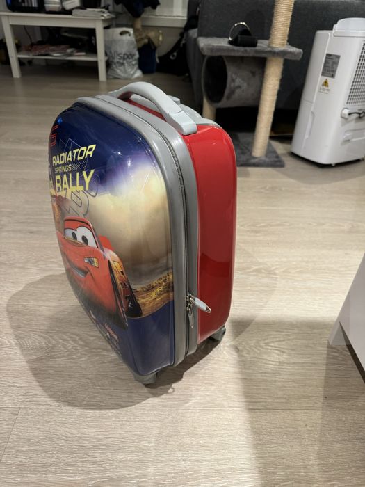 Чемодан дорожный Тачки дисней