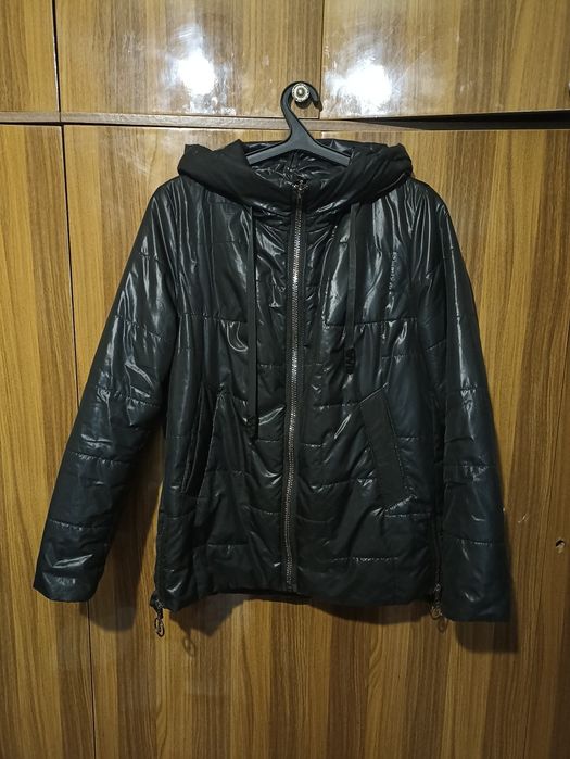 Куртка осінь-весна