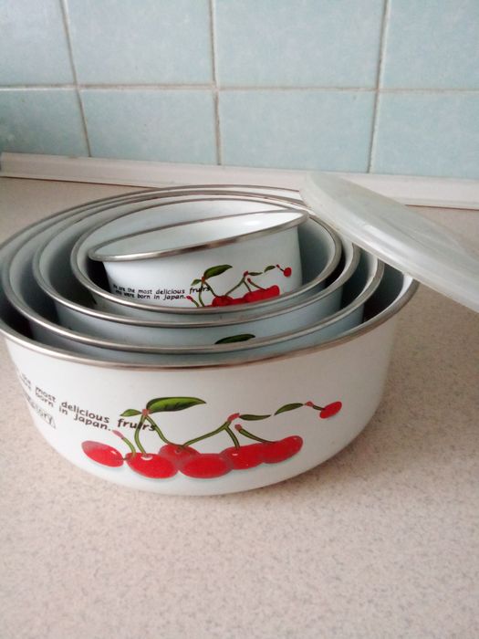 Банки для сыпучих,лоточки