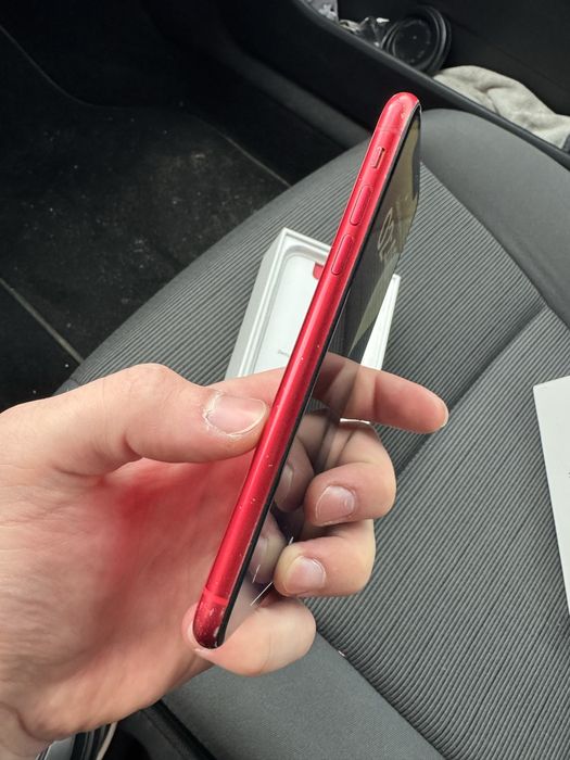 Iphone 11 256gb 87% АКБ середній стан