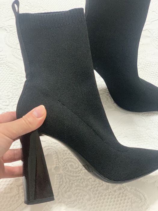 Ботінки Zara Ботильйони.