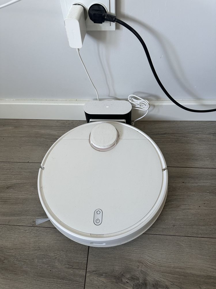 Sprzedam robot sprzatajacy z funkcja mopowania