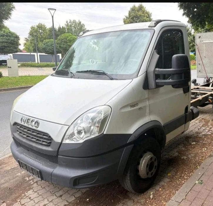 Iveco Daily 70c17  Rama pod zabudowe rozstaw 4.35 m