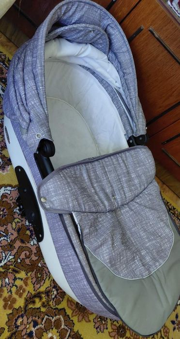 Зручна та комфортна дитяча коляска 2 в 1