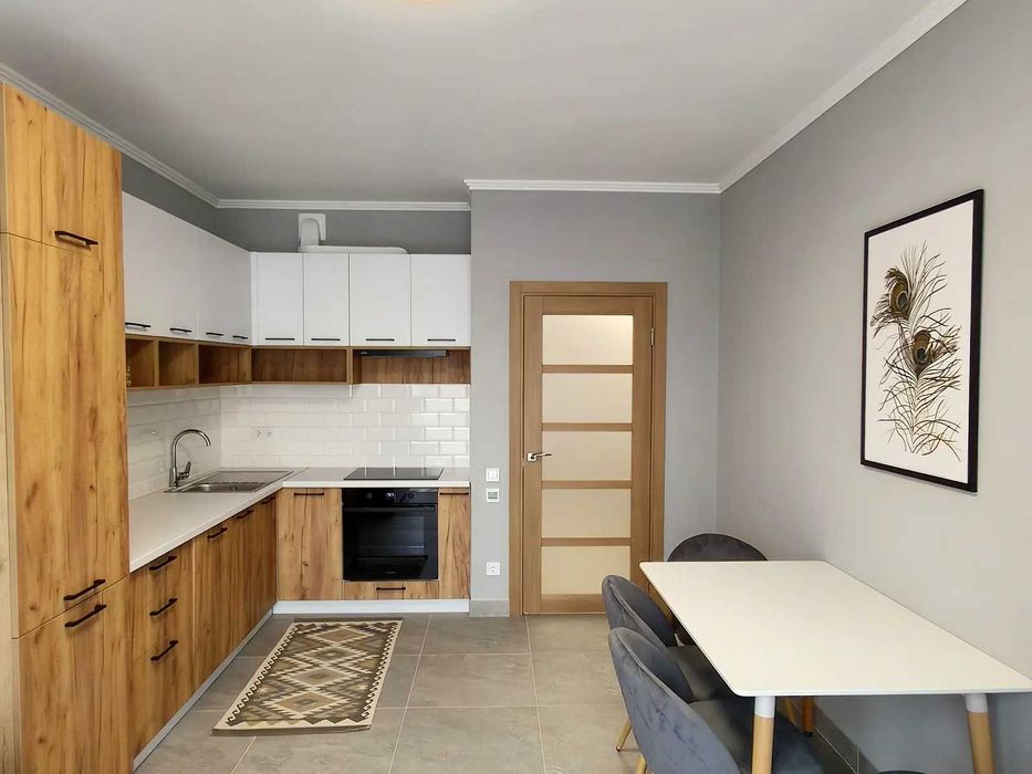 Продаж 1-кімн. квартири з новим ремонтом ЖК City Hub, Солом'янка, без%