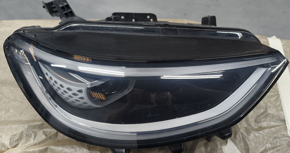 Faróis Volkswagen ID3