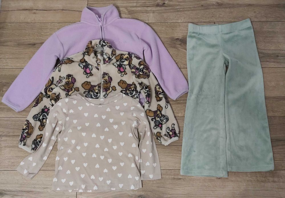 Zestaw dziecięcych rzeczy 98/104 dla dziewczynki 3-4 lata