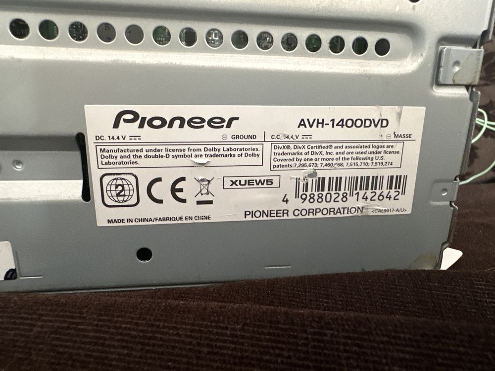 Radio Pioneer AVH-1400dvd 2din