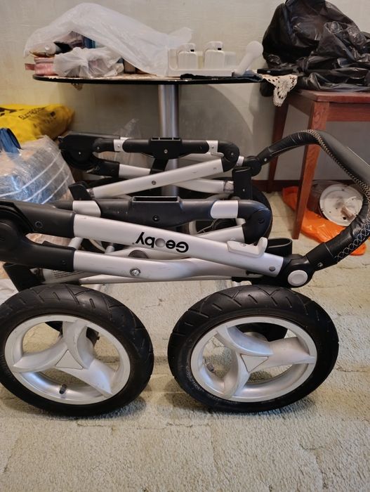 Дитячий візочок Geoby 2в1