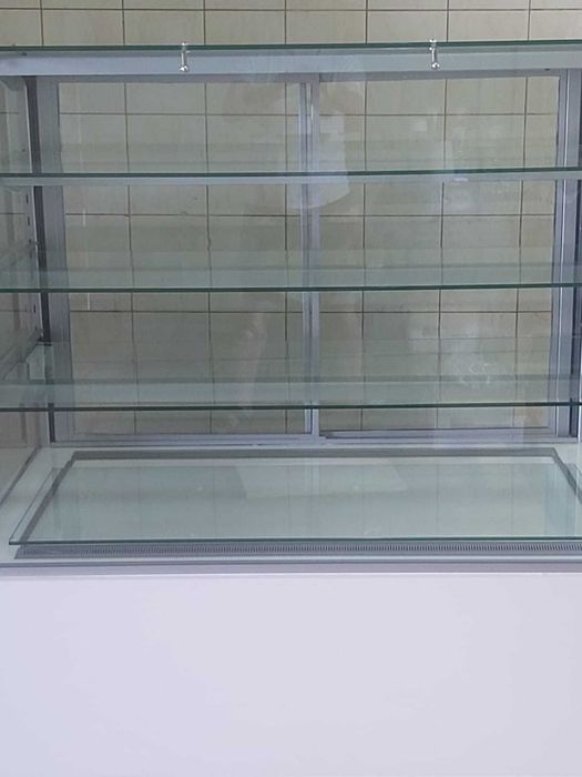 Witryna Lada cukiernicza chłodnicza 130