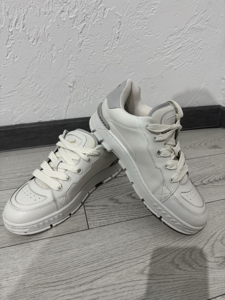 Axel Arigato sneakersy